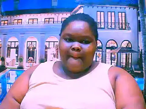 Snapshot of EbonyHotBuns chatting on 24, 10, 2025 EbonyHotBuns online show from 24, 10, 2025