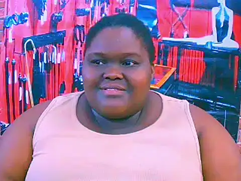 Snapshot of EbonyHotBuns chatting on 26, 10, 2025 EbonyHotBuns online show from 26, 10, 2025