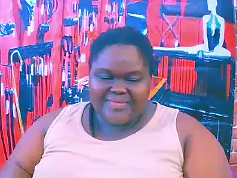 Snapshot of EbonyHotBuns chatting on 27, 10, 2025 EbonyHotBuns online show from 27, 10, 2025