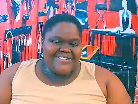 Snapshot of EbonyHotBuns chatting on 28, 10, 2025 EbonyHotBuns online show from 28, 10, 2025