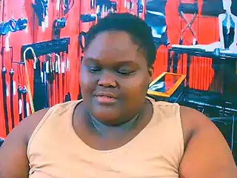 Snapshot of EbonyHotBuns chatting on 30, 10, 2025 EbonyHotBuns online show from 30, 10, 2025