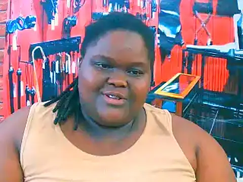 Snapshot of EbonyHotBuns chatting on 31, 10, 2025 EbonyHotBuns online show from 31, 10, 2025