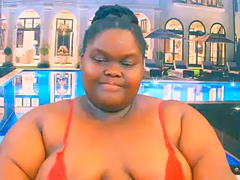 Snapshot of EbonyHotBuns chatting on 1, 12, 2025 EbonyHotBuns online show from 1, 12, 2025