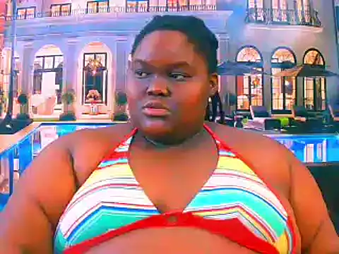 Snapshot of EbonyHotBuns chatting on 11, 5, 2026 EbonyHotBuns online show from 11, 5, 2026