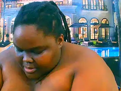 Snapshot of EbonyHotBuns chatting on 12, 5, 2026 EbonyHotBuns online show from 12, 5, 2026