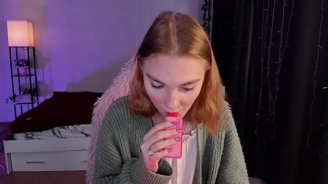 ReddHotPipper online show from 22, 10, 2025