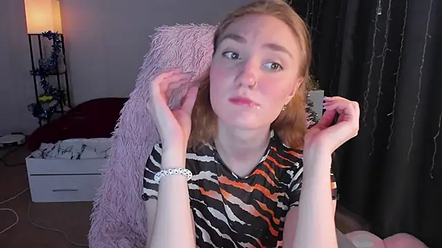 ReddHotPipper online show from 14, 12, 2025