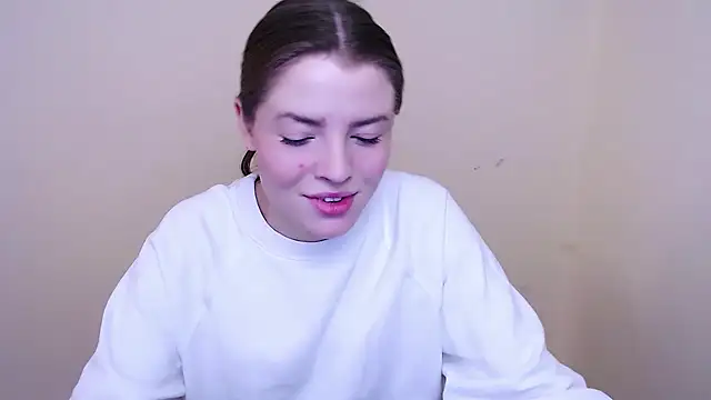 Snapshot of MissOliviaa_ chatting on 22, 1, 2025 MissOliviaa online show from 22, 1, 2025