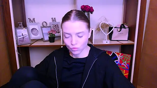 Snapshot of MissOliviaa_ chatting on 26, 1, 2025 MissOliviaa online show from 26, 1, 2025