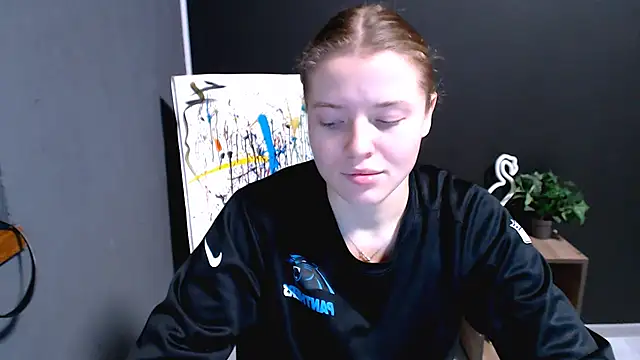 Snapshot of MissOliviaa_ chatting on 12, 11, 2025 MissOliviaa online show from 12, 11, 2025