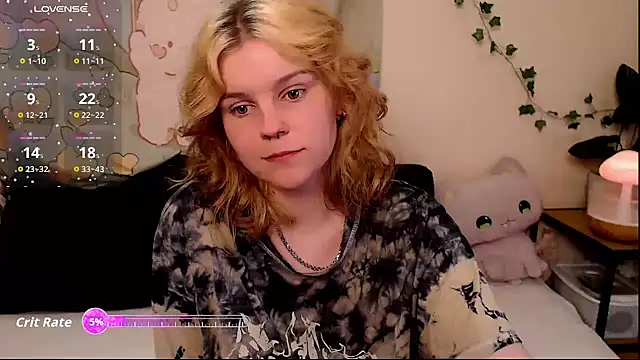 Snapshot of Moona_xx chatting on 13, 5, 2026 Moona xx online show from 13, 5, 2026