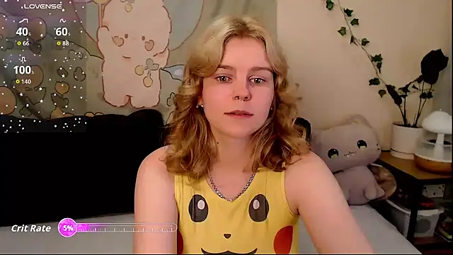 Snapshot of Moona_xx chatting on 19, 6, 2026 Moona xx online show from 19, 6, 2026
