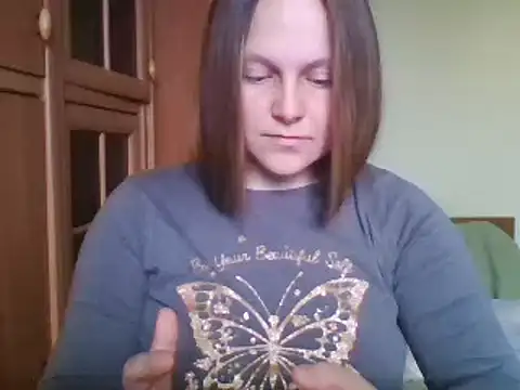 Evasapples online show from 15, 2, 2025