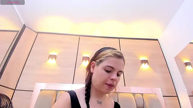 Snapshot of dorothy_vegga chatting on 20, 11, 2025 dorothy vegga online show from 20, 11, 2025