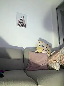 Tayra Pradit online show from 20, 2, 2026