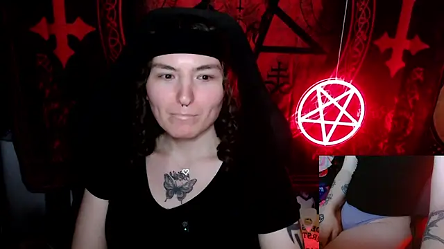 BrandiWRLD 999 online show from 5, 10, 2025