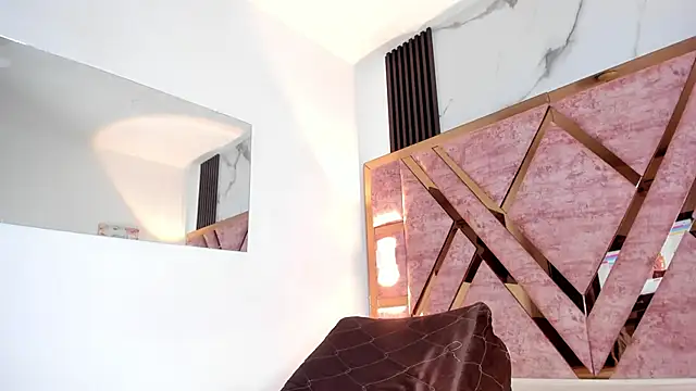 Snapshot of tifany_bigdick chatting on 18, 9, 2025 tifany bigdick online show from 18, 9, 2025