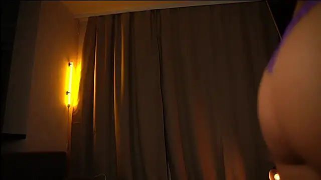 elisa moon online show from 21, 12, 2024