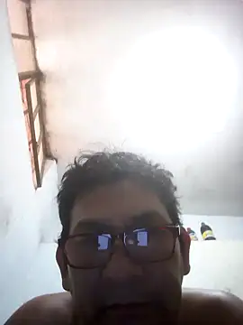 ardiente47 online show from 23, 10, 2025