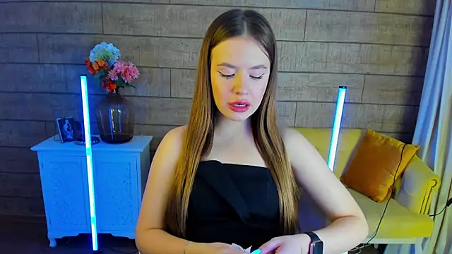 Snapshot of MilanaBalmain chatting on 1, 2, 2025 MilanaBalmain online show from 1, 2, 2025