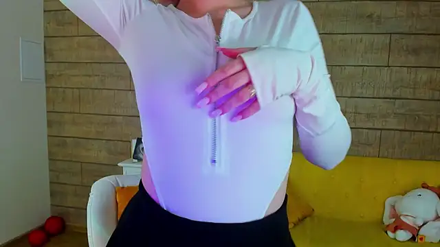 Snapshot of MilanaBalmain chatting on 10, 2, 2025 MilanaBalmain online show from 10, 2, 2025