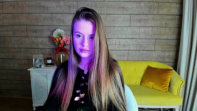 Snapshot of MilanaBalmain chatting on 17, 2, 2025 MilanaBalmain online show from 17, 2, 2025