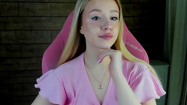 Snapshot of MilanaBalmain chatting on 2, 3, 2026 MilanaBalmain online show from 2, 3, 2026