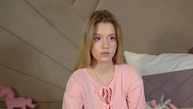 Snapshot of MilanaBalmain chatting on 25, 3, 2026 MilanaBalmain online show from 25, 3, 2026