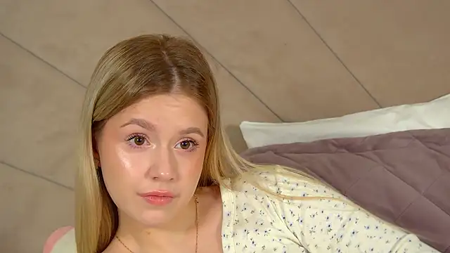 Snapshot of MilanaBalmain chatting on 28, 3, 2026 MilanaBalmain online show from 28, 3, 2026