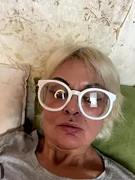 Gardener of Illusions online show from 30, 10, 2025