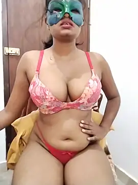 Snapshot of Zaraangle chatting on 11, 7, 2026 Zaraangle online show from 11, 7, 2026