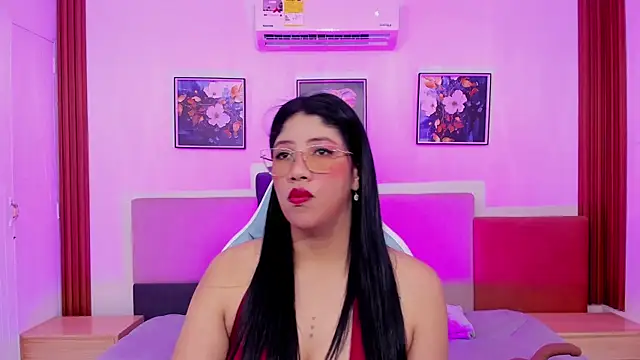 estrella bigboobs14 online show from 8, 1, 2026