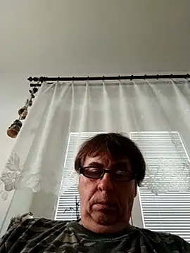 Snapshot of Lisak951 chatting on 1, 6, 2026 Lisak951 online show from 1, 6, 2026