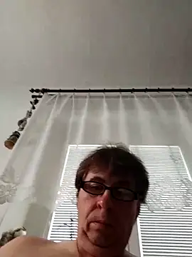 Snapshot of Lisak951 chatting on 2, 6, 2026 Lisak951 online show from 2, 6, 2026