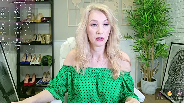 LadyLeea online show from 4, 6, 2026