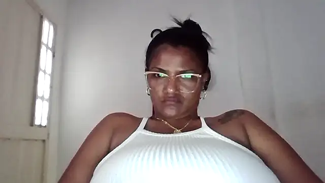 alejandraboobs07 online show from 4, 4, 2026