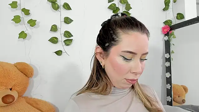 JanneKim online show from 1, 10, 2025