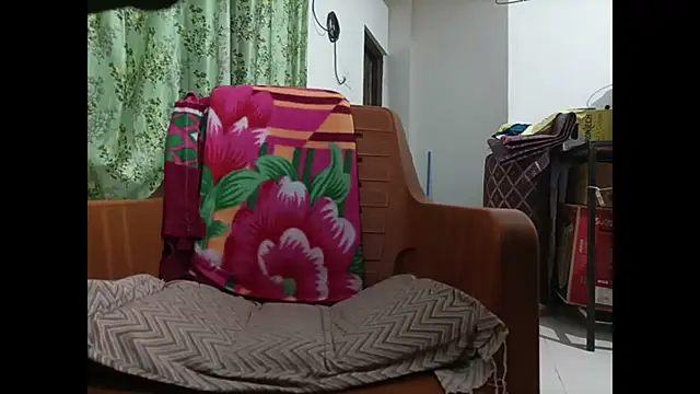 Snapshot of jimmy_indian_bull chatting on 10, 11, 2025 jimmy indian bull online show from 10, 11, 2025