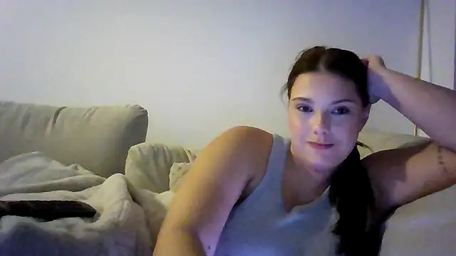 Snapshot of Krystal_Tx chatting on 11, 11, 2025 Krystal Tx online show from 11, 11, 2025