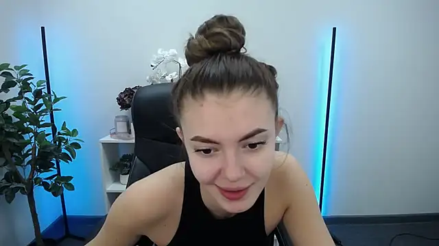 Ritaneer online show from 3, 12, 2025