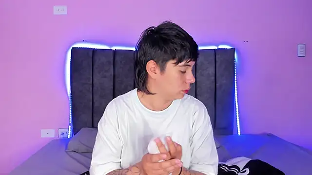 AbbySmiitth  online show from 13, 2, 2025