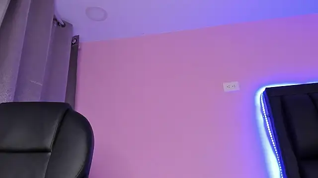 AbbySmiitth  online show from 20, 2, 2025