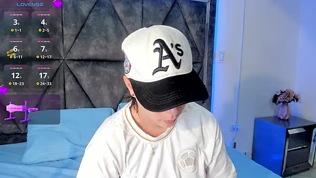 Snapshot of AbbySmiitth_ chatting on 19, 6, 2026 AbbySmiitth online show from 19, 6, 2026