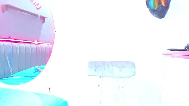 minimi naty online show from 4, 2, 2025