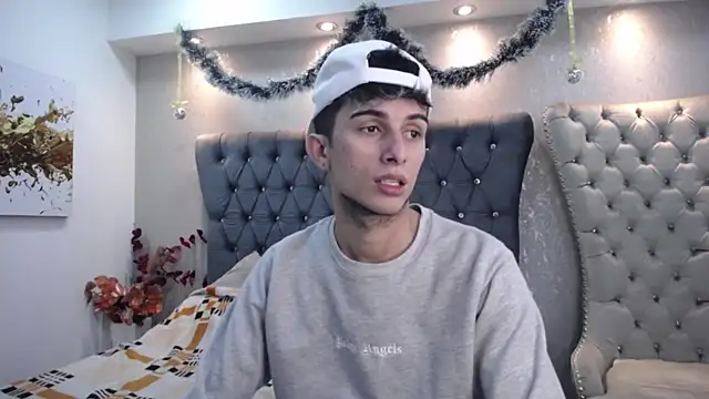 Snapshot of MrWilliseo chatting on 4, 1, 2025 MrWilliseo online show from 4, 1, 2025