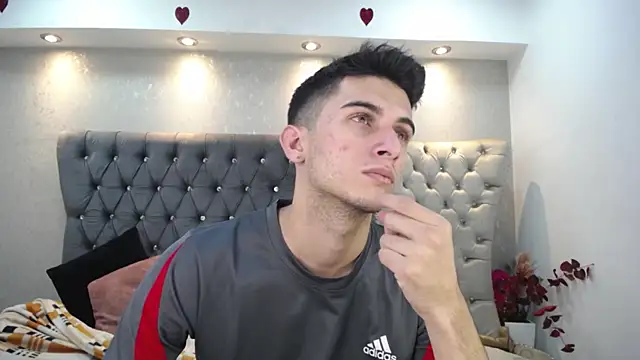 Snapshot of MrWilliseo chatting on 27, 2, 2025 MrWilliseo online show from 27, 2, 2025