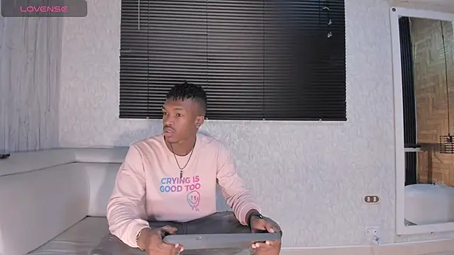 Snapshot of KENDER21_ chatting on 10, 9, 2025 KENDER21 online show from 10, 9, 2025