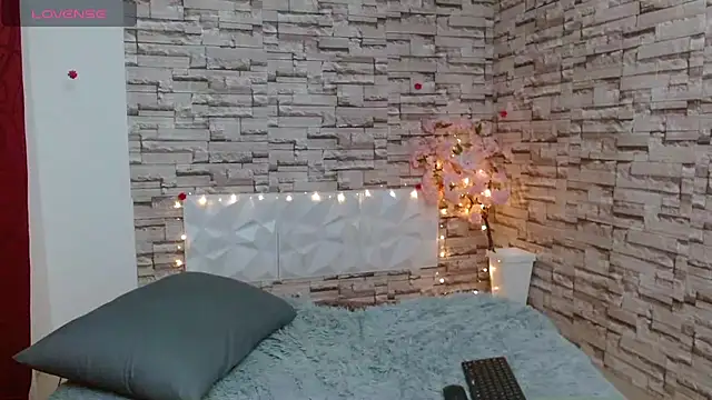 Snapshot of Vanse_lust chatting on 5, 2, 2025 Vanse lust online show from 5, 2, 2025