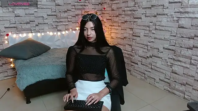 Snapshot of Vanse_lust chatting on 8, 3, 2025 Vanse lust online show from 8, 3, 2025