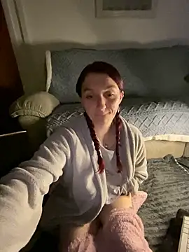 Stoner BarbieXX online show from 10, 2, 2025